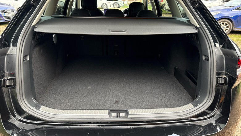 Skoda Superb 1.5 TSI iV SE Technology DSG 5dr Estate